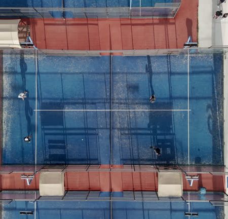 Est-ce que la rénovation court de tennis en gazon synthétique à Paris nécessite une déclaration préalable ?