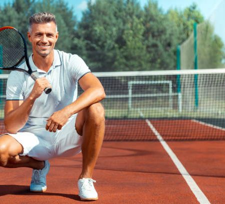 Est-il possible de faire une rénovation de court de tennis à Mougins en hiver ?