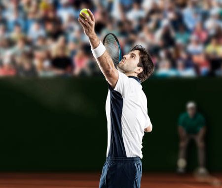 Peut-on programmer une rénovation de court de tennis à Lyon pendant les vacances scolaires ?